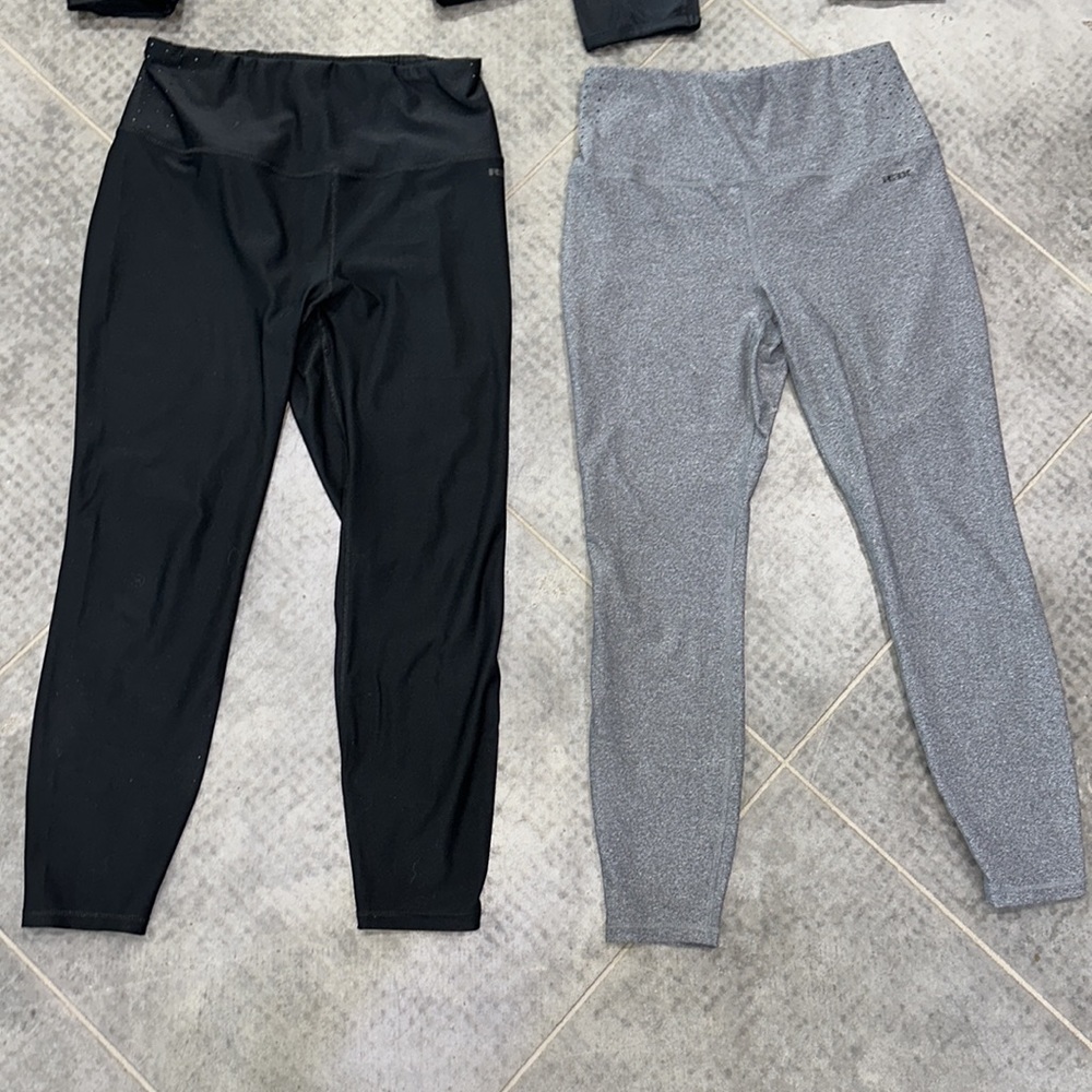 Bundle Of 4 Rbx Leggings Large - image 4